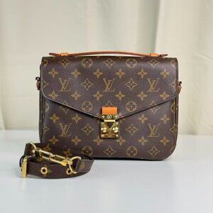 Louis Vuitton Monogram Canvas Metis Shoulder Bag Crossbody Style